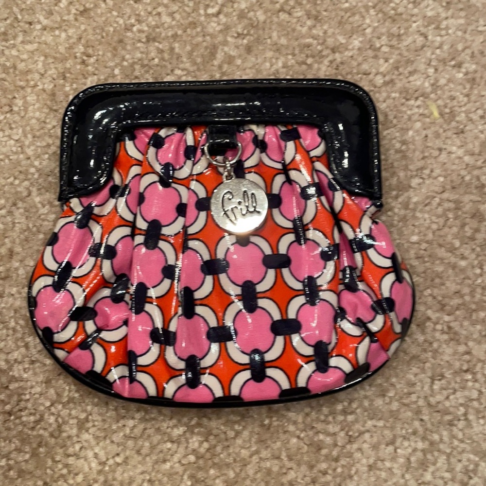 Vera Bradley change purse. Frill collection.